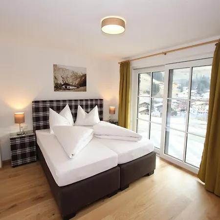 Modern Chalet With Sauna Near Ski Area In Saalbach Hinterglemm Salzburgerland